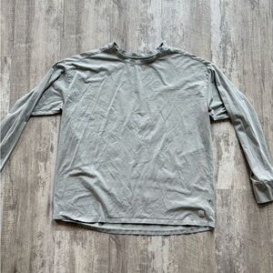 Vuori Oversized Tee - Womens Small